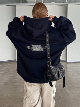 Dazy sudadera con capucha de manga larga con estampado de letras minimalista, uso diario informal