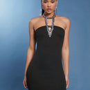 Haute vestido de fiesta de noche con cuello halter y piedras de strass