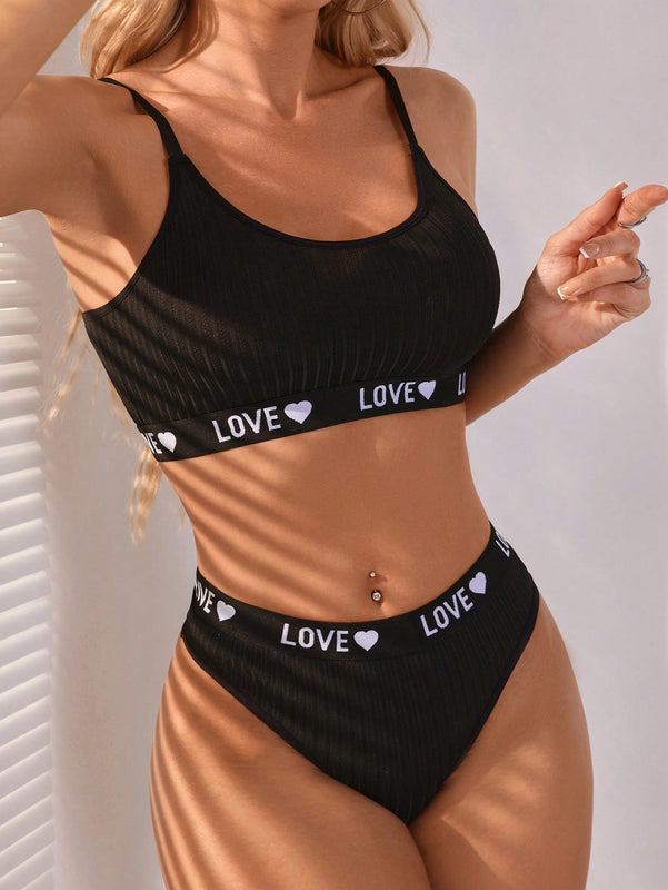 Conjunto De Brasier Y Ropa Interior Para Mujer Con Detalle De Tejido, Estampado De Letras Y Corazones