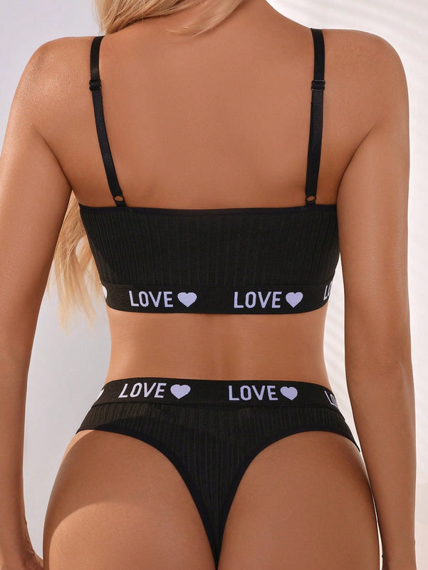 Conjunto De Brasier Y Ropa Interior Para Mujer Con Detalle De Tejido, Estampado De Letras Y Corazones