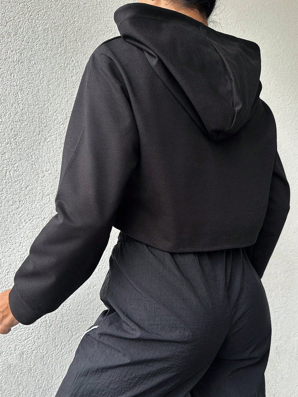 Sudadera con capucha corta de microfibra con cordon