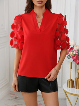 Camisa De Mujer Con Cuello De Muesca Y Dees De Malla Bordada