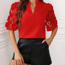 Camisa De Mujer Con Cuello De Muesca Y Dees De Malla Bordada