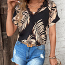 Frenchy Blusa Con Estampado Floral Tropical, Ribete De Encaje De Pestanas En Cuello V Y Hombros Caidos
