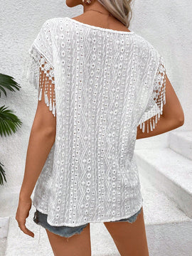 VCAY Blusa Con Detalle Bordado De Hueco Y Borla