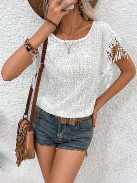 VCAY Blusa Con Detalle Bordado De Hueco Y Borla