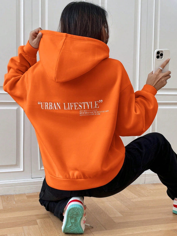 Ezwear sudadera con capucha de manga larga de unicolor con estampado de letra, uso casual diario