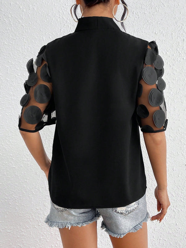 Frenchy Camisa Casual De Manga Corta Con Botones Y Cuello Con Corbata De Parche De Malla