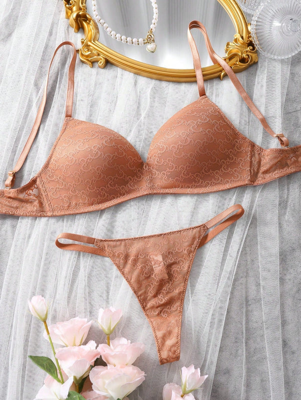 Conjunto De Lenceria Para Mujeres Con Tanga Y Sujetador