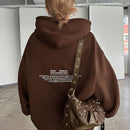 Dazy sudadera casual con capucha con cordon, estampado de letras y hombros caidos para mujer, otono/invierno