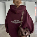 Dazy sudadera larga con capucha, holgada, con cordon y estampado de eslogan casual para mujer, otono