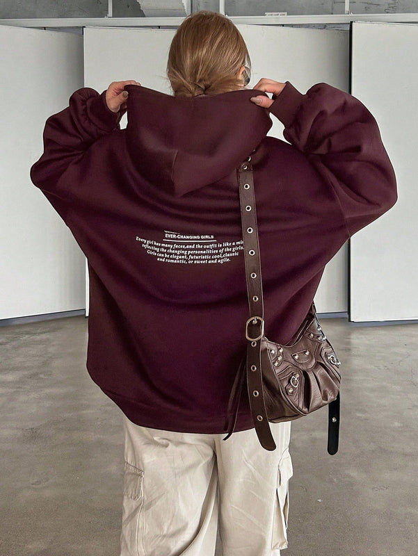 Dazy sudadera con capucha de manga larga con estampado de letras minimalista, uso diario informal