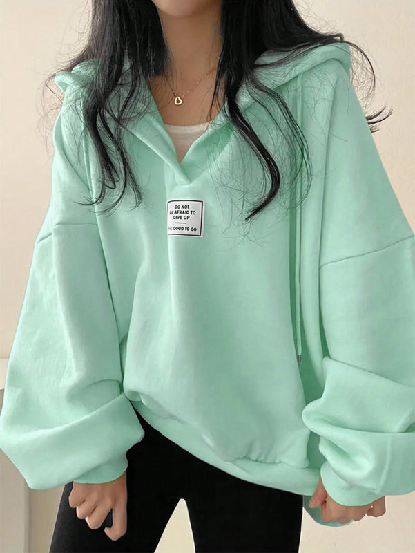 Ezwear sudadera con capucha de manga larga informal con estampado de letra, hombros caidos y cordon, para otono