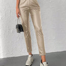 Pantalones conicos casuales con diseno de botones de color liso
