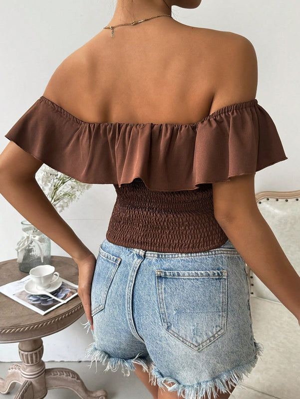 Blusa Corta Para Mujer Con Cuello Descubierto, Hombros Descubiertos, Diseno De Flor Bordado En La Parte Trasera Y Plisado, Con Mangas Cortas