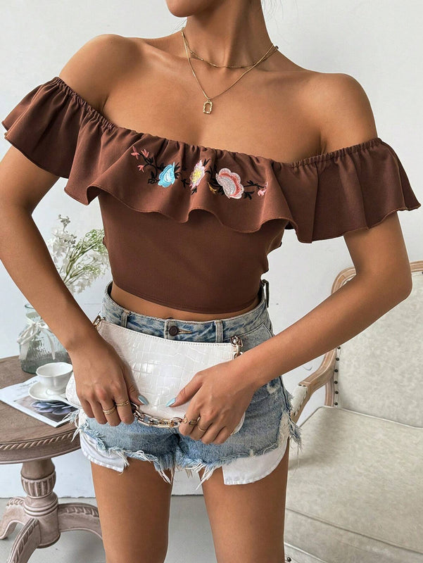 Blusa Corta Para Mujer Con Cuello Descubierto, Hombros Descubiertos, Diseno De Flor Bordado En La Parte Trasera Y Plisado, Con Mangas Cortas