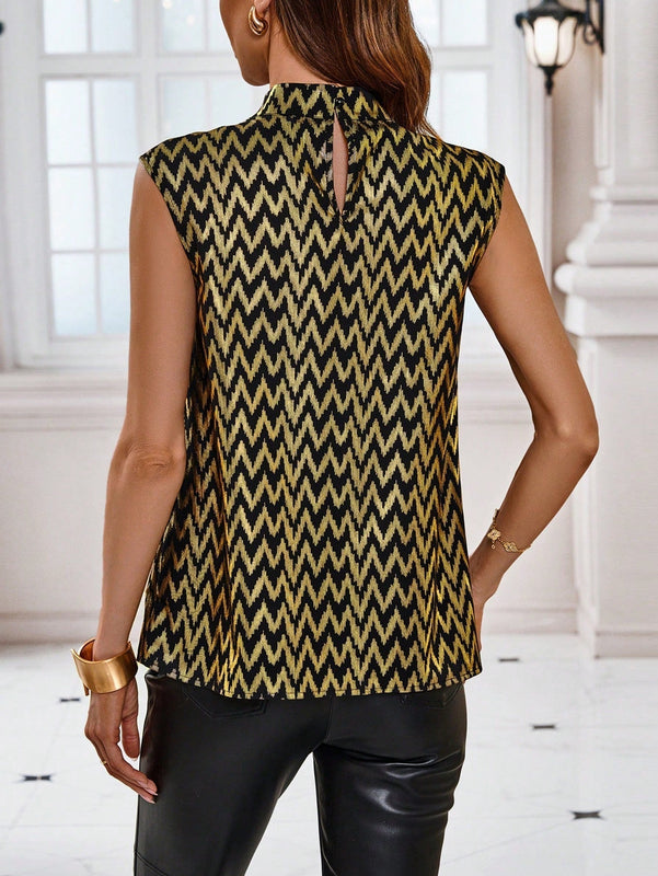 Clasi Camisa Con Cuello Alto, Diseno De Espiga Y Estampado Metalizado Dorado