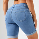 Shorts De Mezclilla Con Punos Enrollados Y Ajuste Delgado Para Mujer