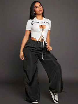 SXY CamiConjuntoa Corta De Manga Corta Con Hombro Recortado, Estampado De Lema Y Detalles De Correa, Ropa De Baloncesto Para Primavera Y Verano, Ropa De Mujer Casual Estilo Cosecha