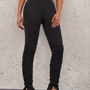 Pantalones ajustados con dobladillo con abertura alta y plisados de color liso para mujer