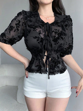 Dazy Designer Camisa De Cintura Ajustada Con Diseno De Muneca Y Cuello De Encaje Floral Transparente Para Mujer