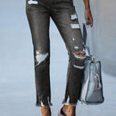 Pantalones cortos ajustados y desgastados