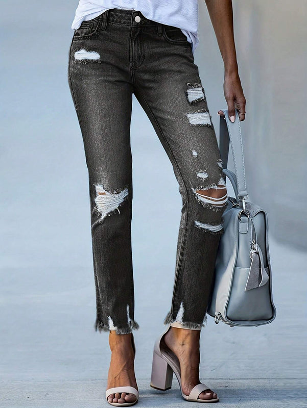 Pantalones cortos ajustados y desgastados