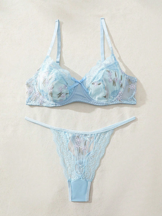 Conjunto De Lenceria Romantica Con Encaje Bordado De Flores Cosido