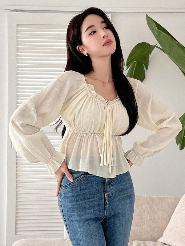 DAZY Camisa Estilo Dulce Con Dobladillo Plisado, Cinturilla Con Cordon Y Detalles De Volante En El Dobladillo
