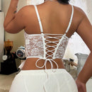 Top De Encaje Con Multiples Botones Y Red De Fondo Para Mujer Con Liguero