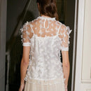 Top Transparente Con Apliques De Mariposa En 3d
