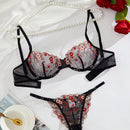Set sexy de cinturon de liguero negro con flores bordadas en malla, sosten y panty con aro de acero