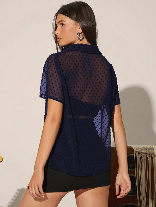 Essnce Camisa De Manga Corta Con Botones Delanteros Y Disenos De Lunares Suizos