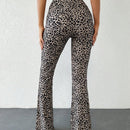Tall pantalones acampanados con estampado de leopardo