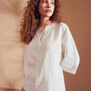 MOTF PREMIUM Blusa De Encaje De Panel De Cuello De Lazo Con Flecos De Lino Puro