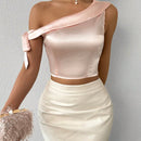 Prive Crop Top Con Detalle De Nudo Y Cinturon En Los Hombros Descubiertos
