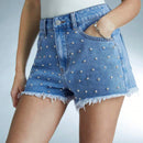 Forever 21 Pantalones Cortos De Mezclilla Para Mujer Decorados Con Remaches De Metal Y Flecos En El Dobladillo Con Efecto Desgastado