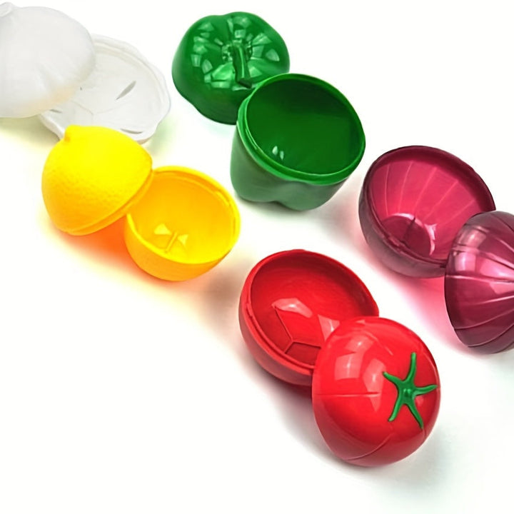 Juego de 5 contenedores de almacenamiento transparentes en forma de frutas y verduras, incluye cajas para limones, aguacates, tomates y cebollas, ideales para mantener los productos frescos en el refrigerador o congelador, esenciales de la cocina.