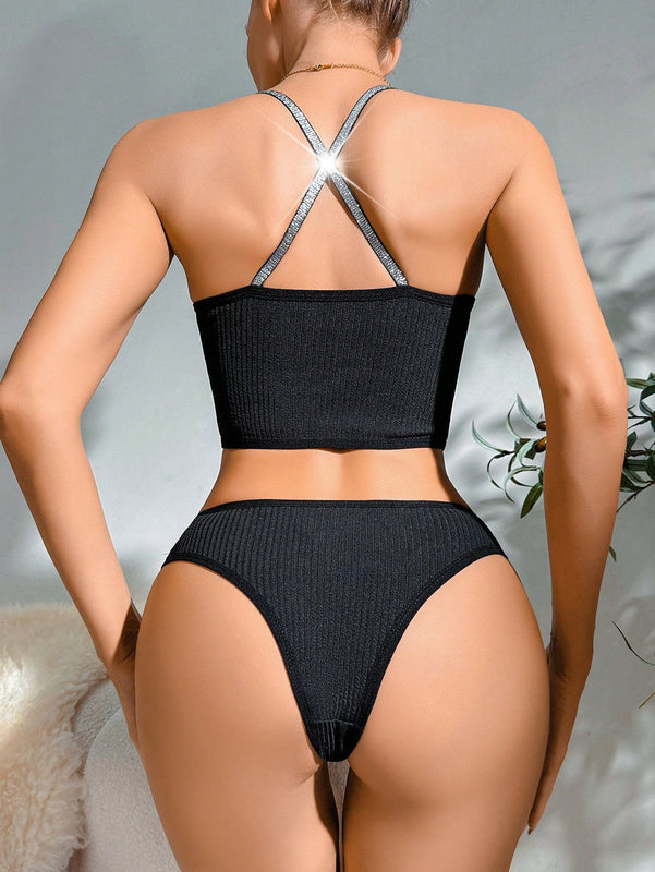 Conjunto de sujetador y bragas sin alambre con banda delgada cruzada y lentejuelas brillantes para un soporte ligero y una mayor comodidad
