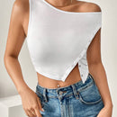 Camiseta Casual Blanca Versatil Con Botones Decorativos Y Hombros Descubiertos
