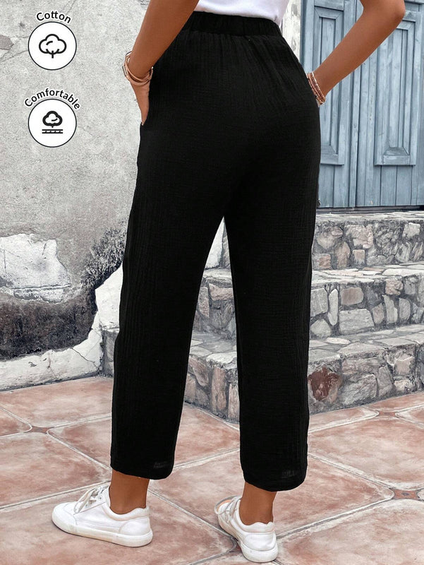 Frenchy Pantalones casuales decorados con botones, longitud 9/10 con bolsillos inclinados y tejido texturizado