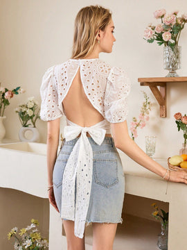 Frenchy Camisa de mujer ligera con mangas acampanadas con burbujas, sin espalda con tela bordada francesa y lazo