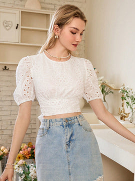 Frenchy Camisa de mujer ligera con mangas acampanadas con burbujas, sin espalda con tela bordada francesa y lazo