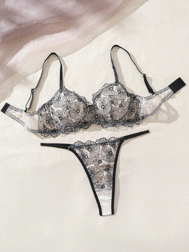 Conjunto De Lenceria De Malla Floral Para Mujer