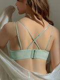 Sosten push-up inalambrico de cuadros con copa triangular suave y delgada y tiras cruzadas en la espalda, primavera/verano