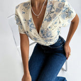 Prive Blusa Estampada De Porcelana Azul Y Blanca Con Mangas Acampanadas Y Cuello En V Profundo Con Lazo Para Mujeres, Perfecta Para Vacaciones