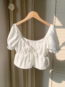 EZwear Camisa Blanca Tejida Con Cordones Y Cuello En Forma De Corazon