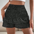 Essnce Shorts casuales de moda para mujeres con estampado de lunares y detalle de volantes