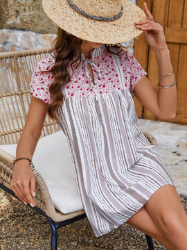 LUNE Camisa Estampada De Flores Pequenas De Verano Casual Con Parches