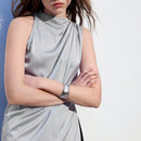 Maija Camisa larga sin mangas para mujer de color gris plateado solido con dobladillo asimetrico